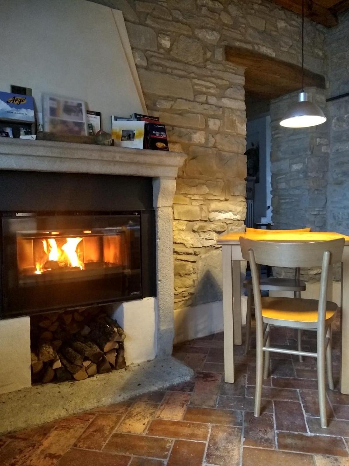Le Spine B&B Sulla Via Francigena Berceto Exterior foto